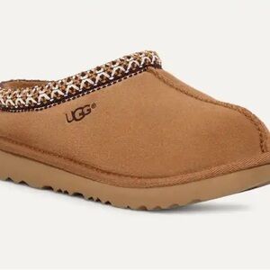 New Never Worn Ugg Chestnut Tasman II Slipper - Kids Size 4 (Fits Women Size 6)